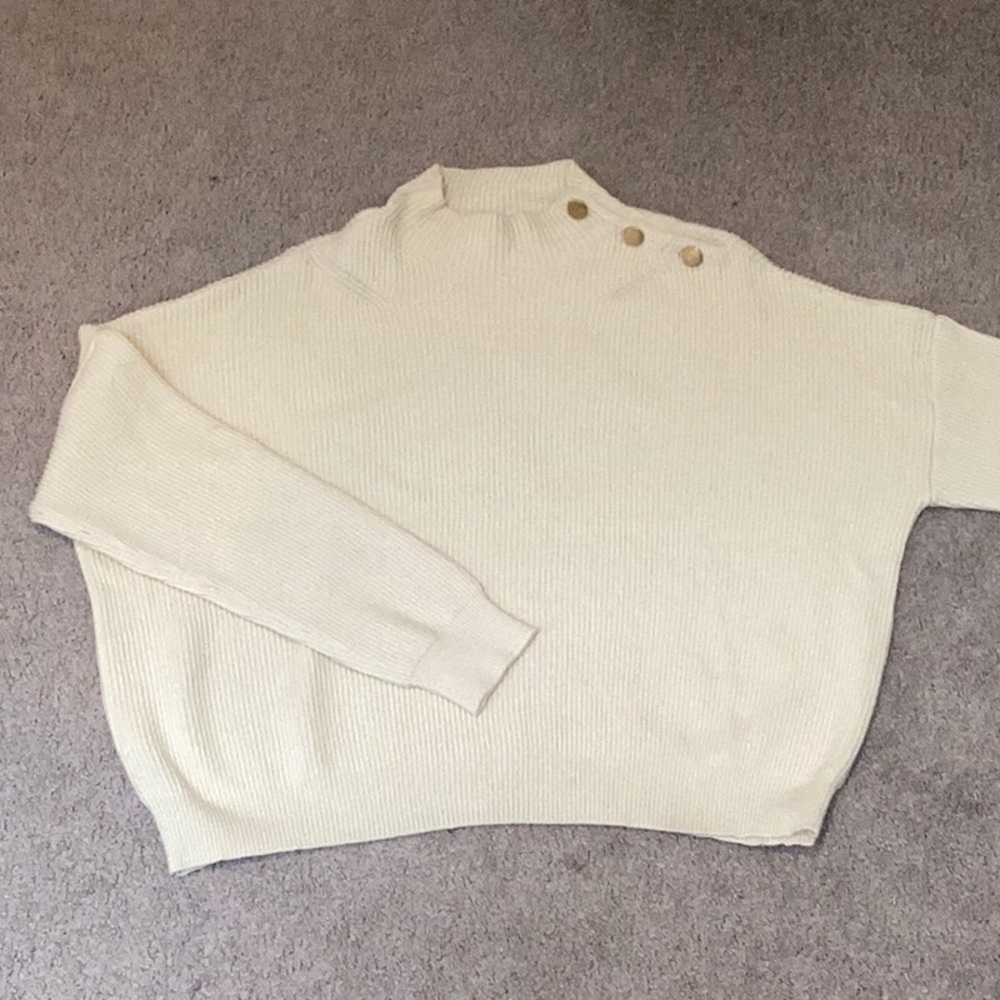 Button neck sweater